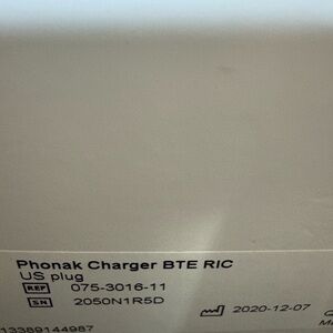 White Charger for BTE RIC Hearing Aids